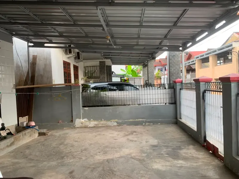 Three-Bedroom House for Sale on Gg. Bumi Indah 3, Banjarmasin 2