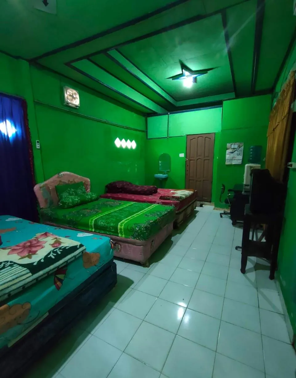 Guest House 21 Kamar Dijual di Amuntai Tengah 3
