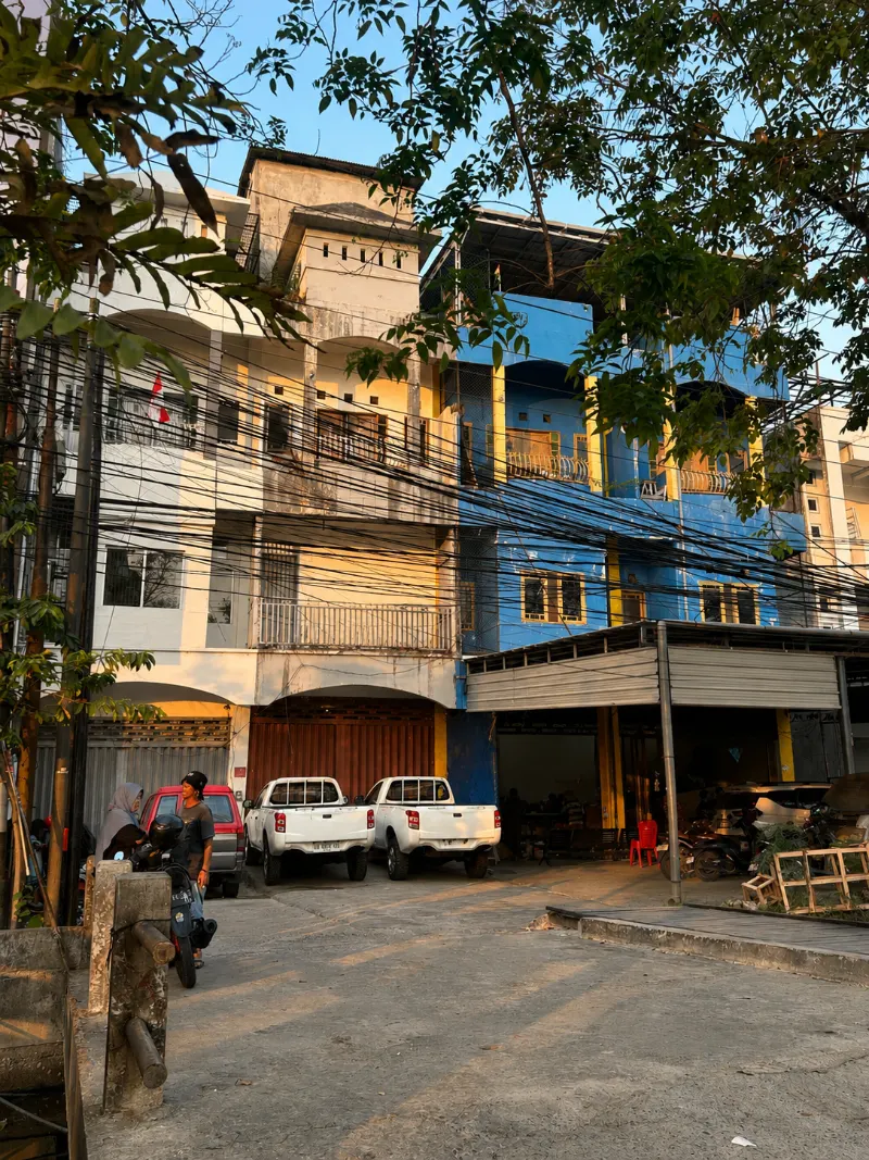Ruko Disewakan 2 Lantai di Pal 6 A. Yani, Banjarmasin 2
