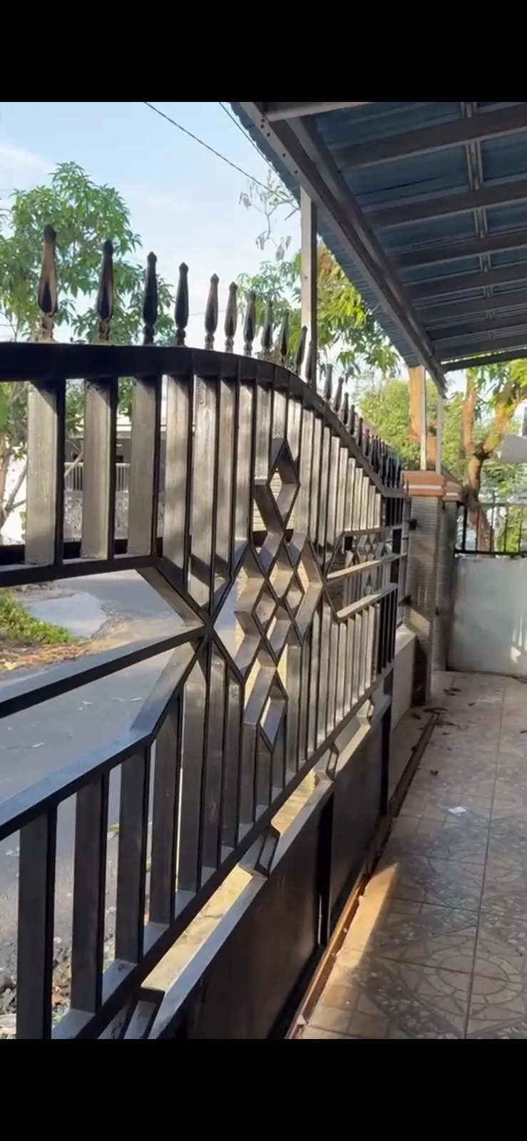 Rumah 2 Lantai dengan Sarang Walet Dijual di Basirih 4