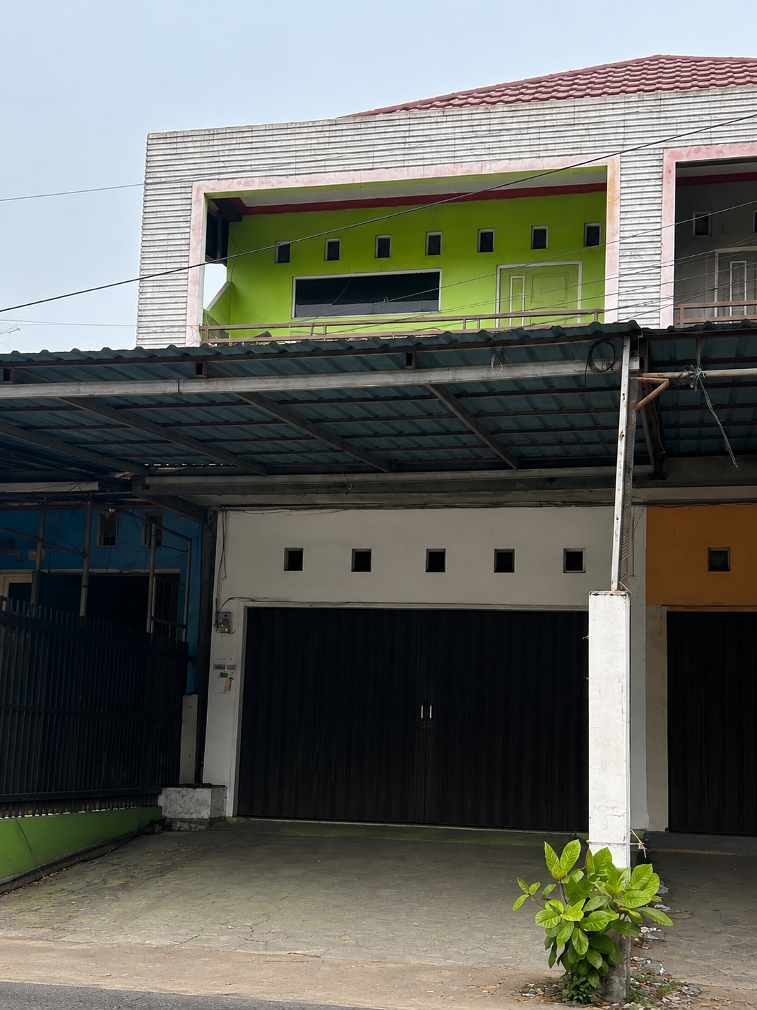 Ruko Disewakan 2 Lantai 4 x 13 Meter di Jl. Perdagangan