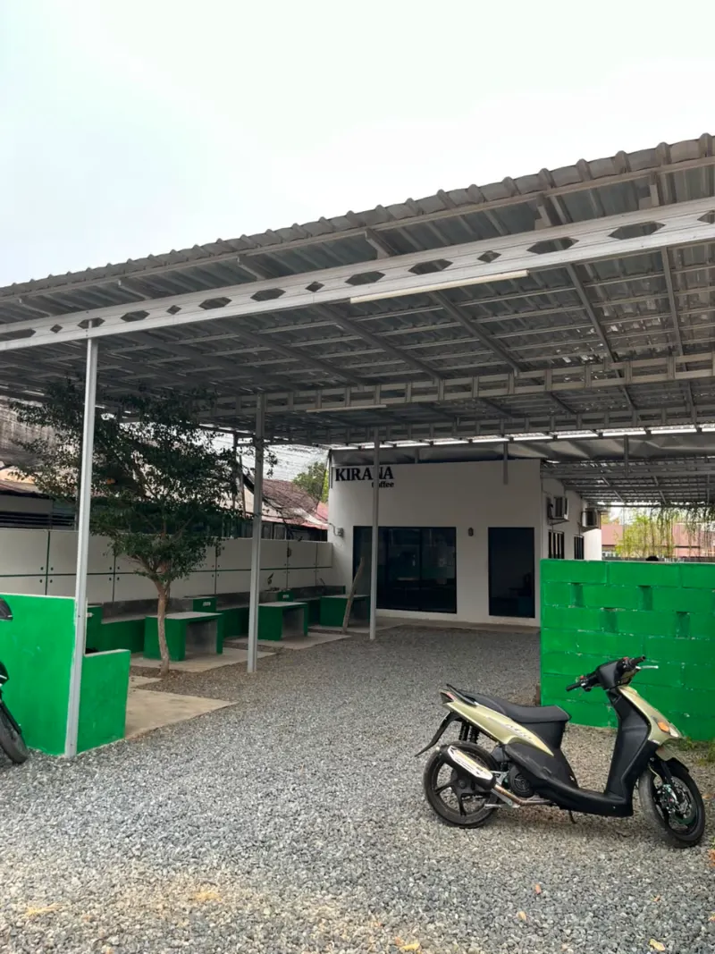 10 x 52 m Café Land and Building for Sale in Pelaihari 4