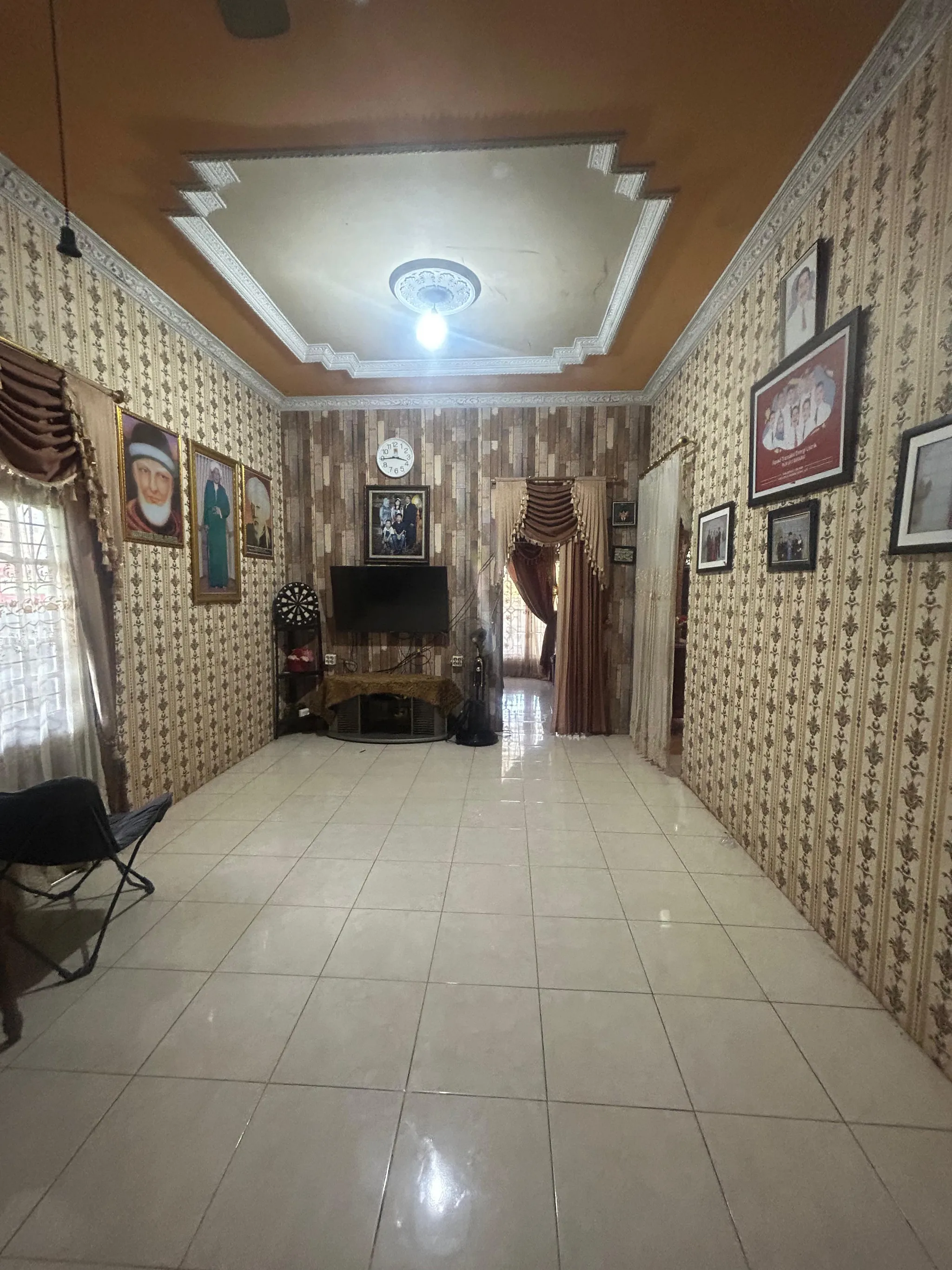 Amuntai 出售古典住宅，家庭活动室宽敞 4