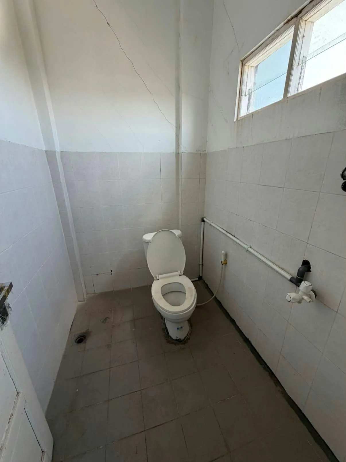 Ruko Disewakan 3 Lantai di Benua Anyar, Banjarmasin 5