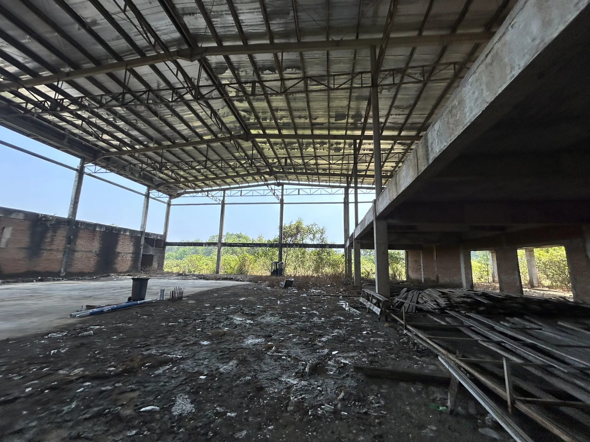 Former Convention Land and Building for Sale Next to Hotel Grand Tan 4