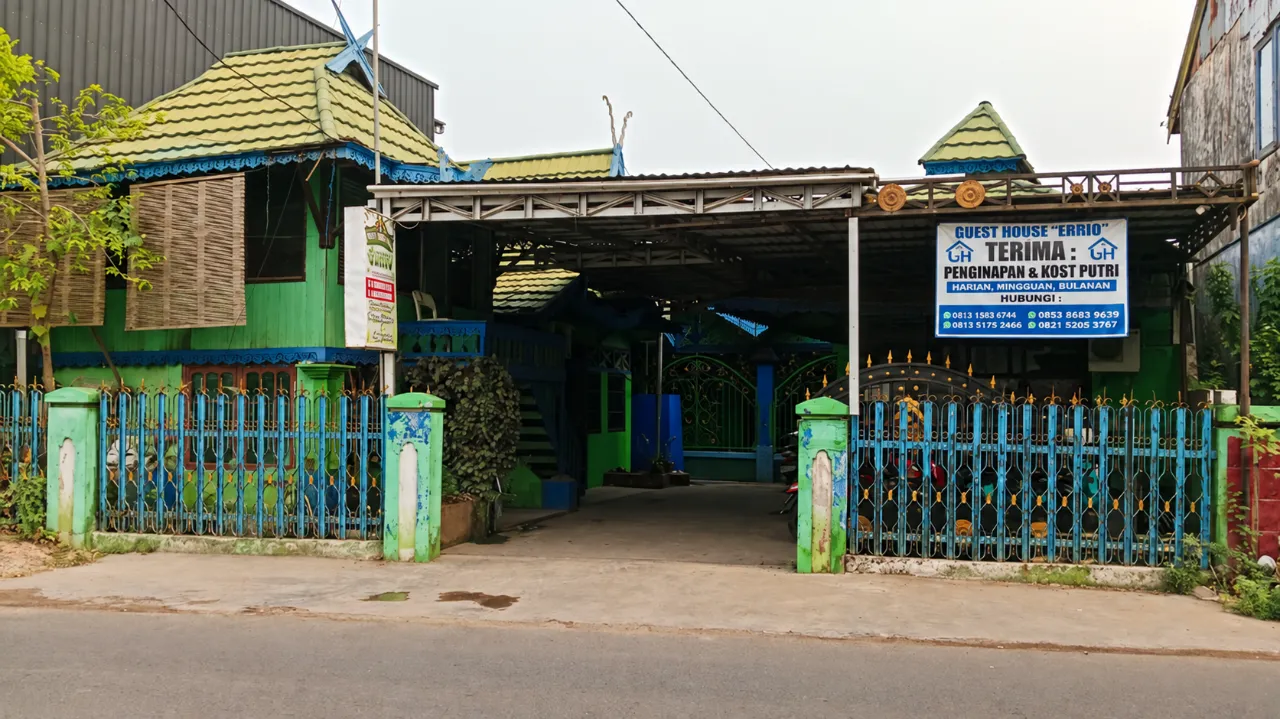 Guest House 21 Kamar Dijual di Amuntai Tengah