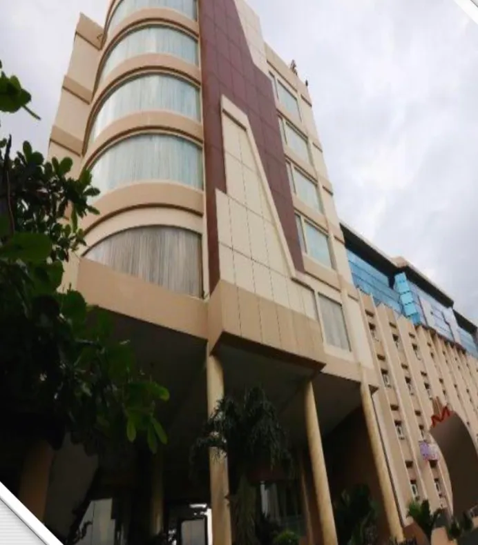 Lambung Mangkurat 路三星级酒店出售，122 间客房 4
